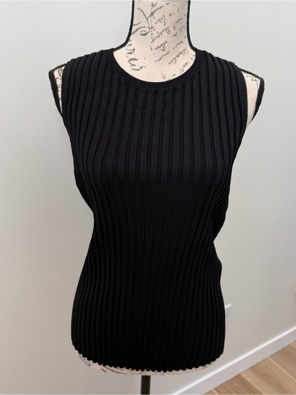 Veronica Beard Black Ribbed Knit Sleeveless Tank Top Size Medium